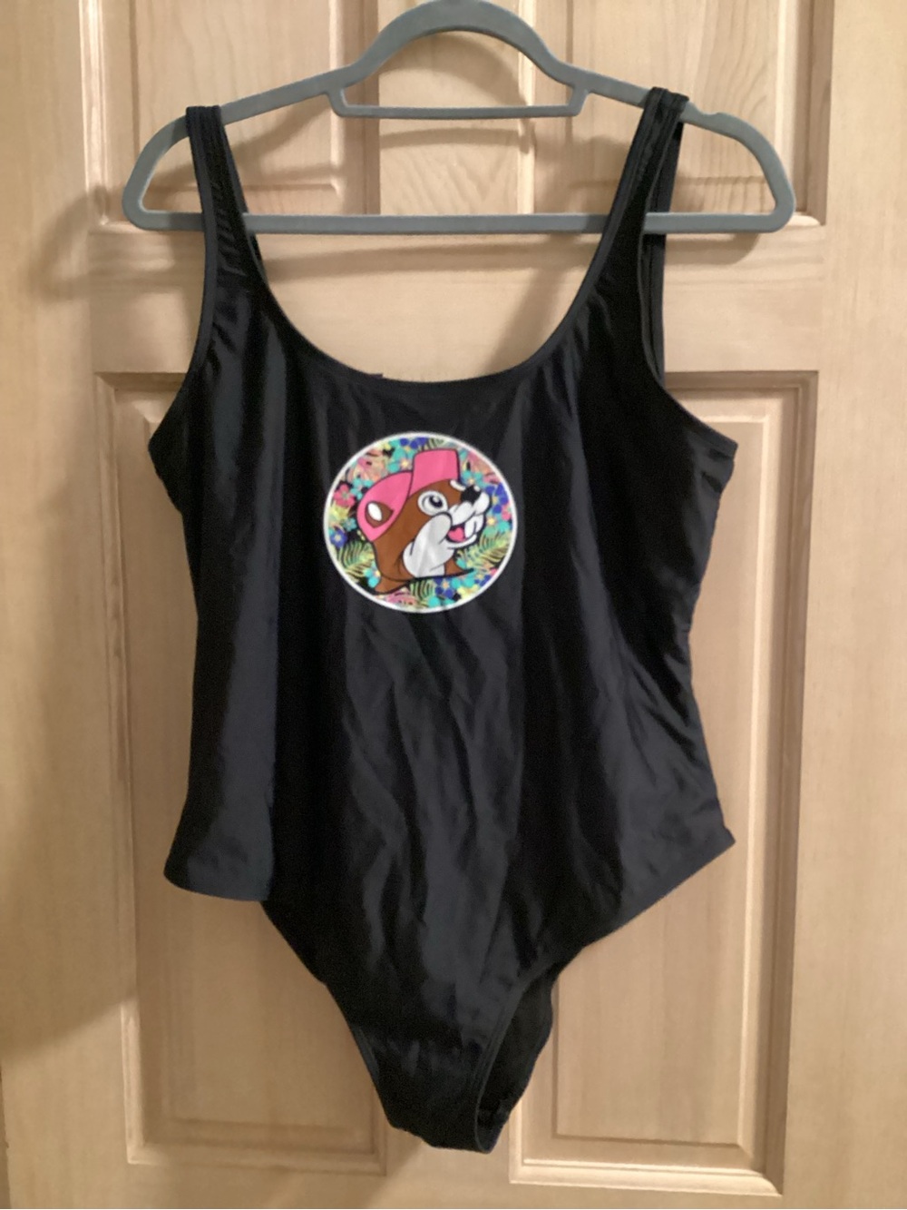 BUCEES SWIMSUIT, size L